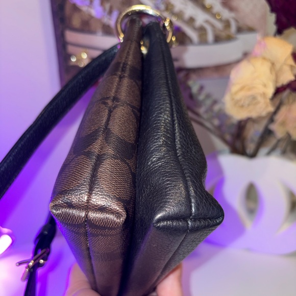 Coach Mia Crossbody Signature Canvas Brown Black Gold F76646 EUC - Picture 7 of 13